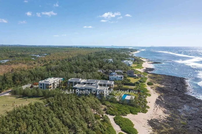 À vendre : Appartement contemporain pieds dans l'eau à Poste Lafayette, Île Maurice