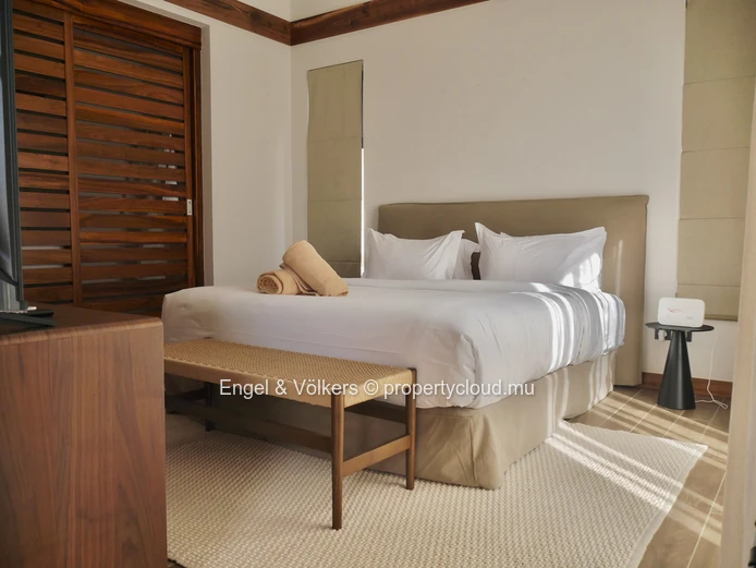 Tropical Luxury Living on the North-West Coast