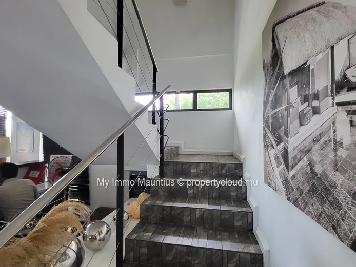 Office Building for Rent – Grand Baie