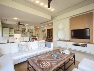 4 Bedroom Townhouse, Duplex