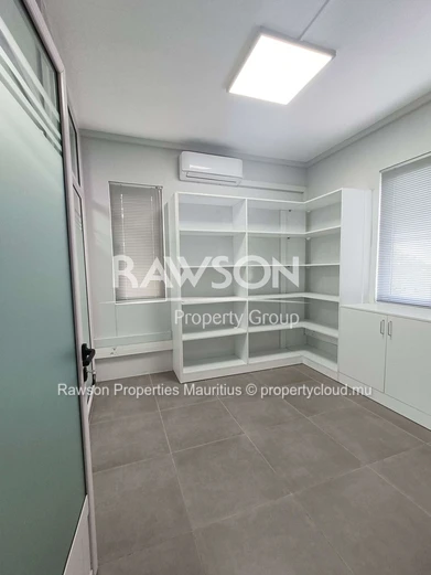 27m² Office To Let in Grande Rivière Noire