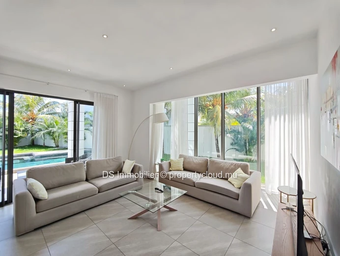 4-Bedroom Villa For Rent – Grand Baie – Private Residence – North