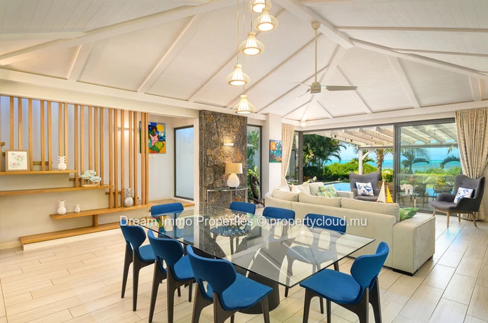 Stunning Beachfront Villa In A Golf Resort In Azuri Village - Mauritius