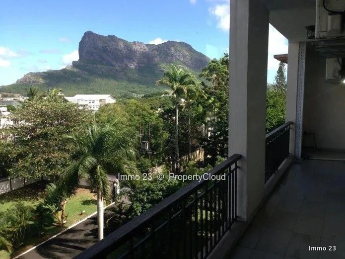 Appartement - 3 chambres - Quatre Bornes - Ref. AP87394VE