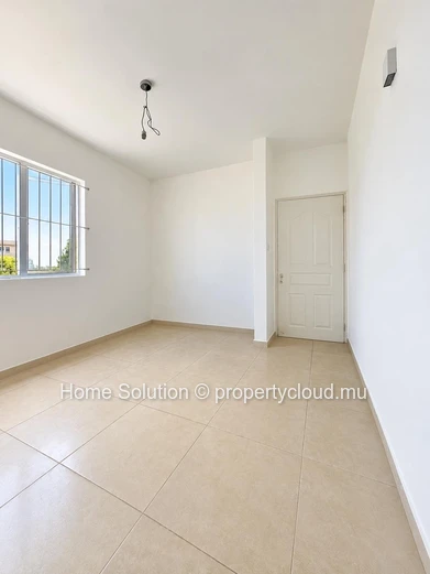 À Vendre – Appartement Au Premier Étage