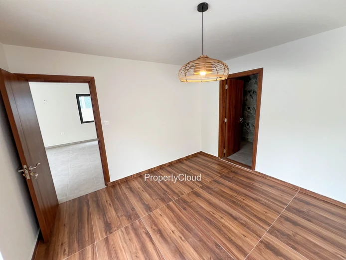 À Vendre - Villa Neuve De 3 Chambres -  Pereybere