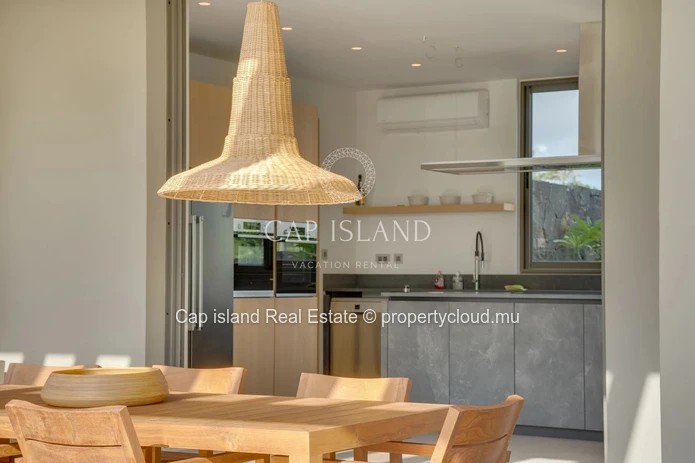 Anahita - Luxurious 660 sqm villa, golf and beach access