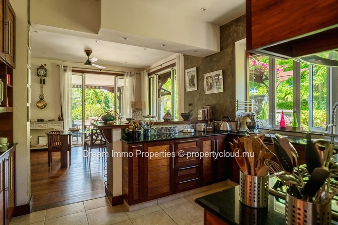 Villa meublée de 3 chambres au cœur de la nature dans le domaine golfique Heritage Villas Valriche à Bel Ombre – Ile ...