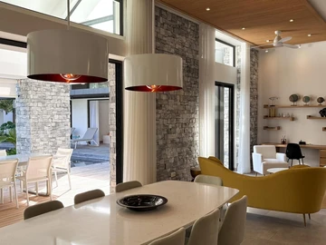 4 Bedroom Villa