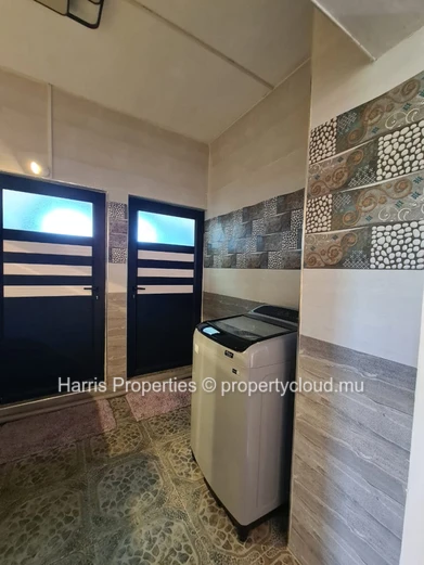 For Sale – Elegant & Spacious 5,000 ft² Home | Rs.