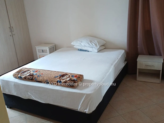 Complexe résidentiel -Appartement de 3 chambres avec piscine commune à Mon Choisy