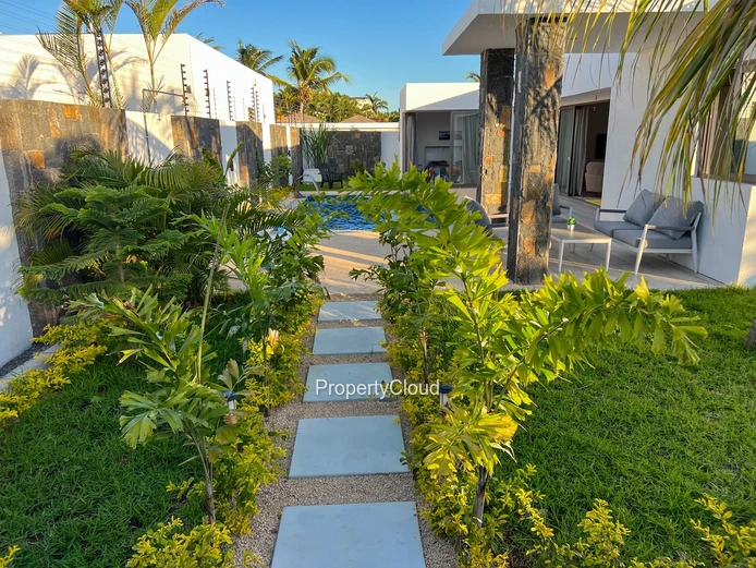 À Louer - Villa De 3 Chambres Avec Piscine - Grand Baie