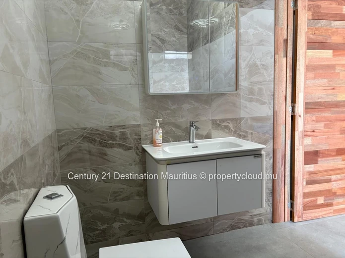 Brand New Family Home With Pool & Jacuzzi – North Coast