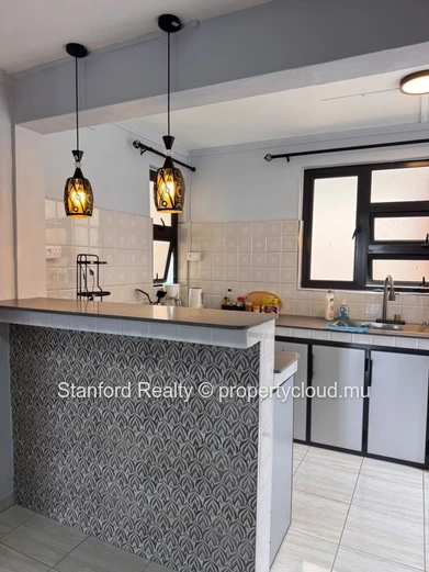 House for Rent - 2 Bedrooms, 1st Floor, Flic en Flac, West
