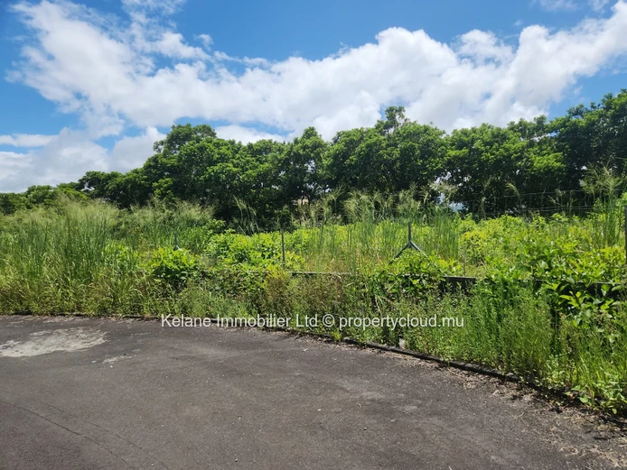 Residential Plot for Sale – Morcellement Plaine de L'Hermitage