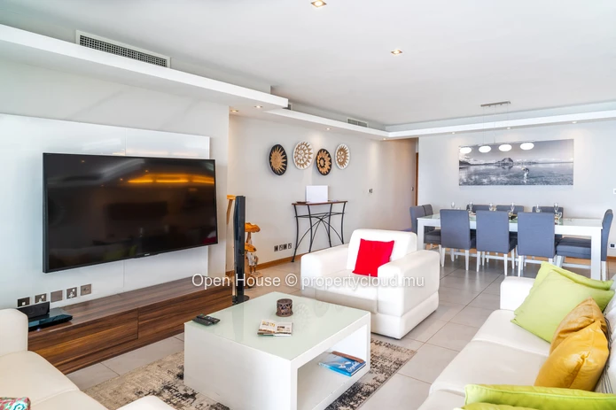 Penthouse meublé de 212 m² avec piscine à Pointe aux Biches