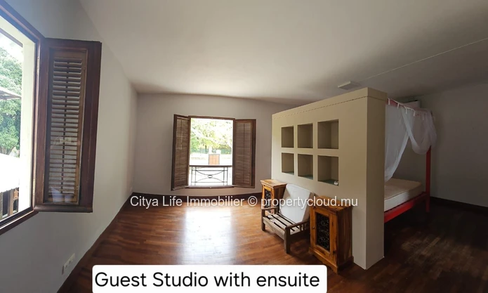 Maison d'architecte avec piscine à vendre à Mapou 380m²
