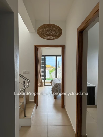 Duplex Moderne Avec Vue Sur Mer À Louer – Flic En Flac