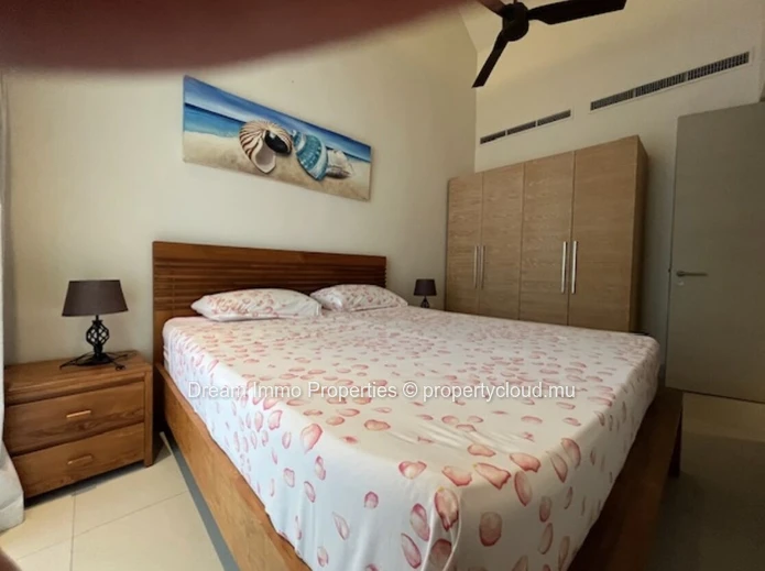 Duplex 3 Chambres Avec Ponton Privatif Dans Une Marina D’Exception À Rivière Noire - Île Maurice