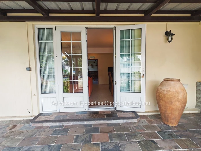 FOR SALE: Spacious 197 m² Duplex with Private Garden in Vacoas!