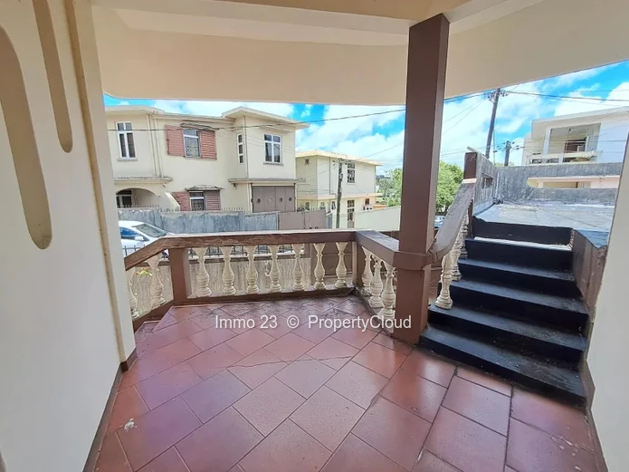 House / Villa - 3 bedrooms - Curepipe - Ref. MA87983VE