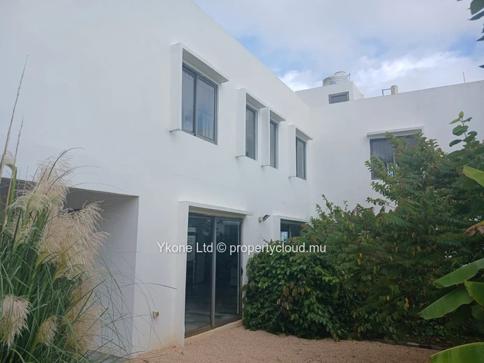 Villa For Sale In Vacoas