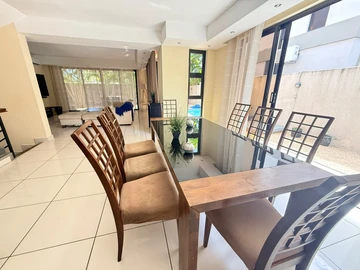 Townhouse, Duplex de 4 Chambres