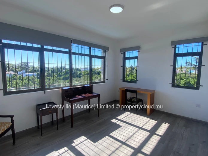 JINVESTY : RENT VILLA 90000/month  3 BR + Office or 4 Br in CALODYNE 