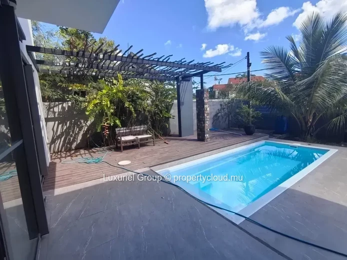Modern Contemporary Villa with Private Pool
