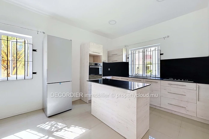 House for Sale – Pereybere