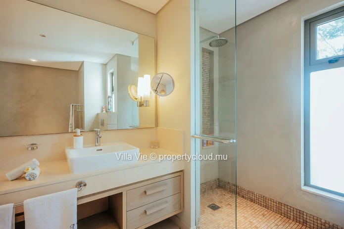 Beau Champ - Magnifique duplex de 3 chambres avec piscine privée