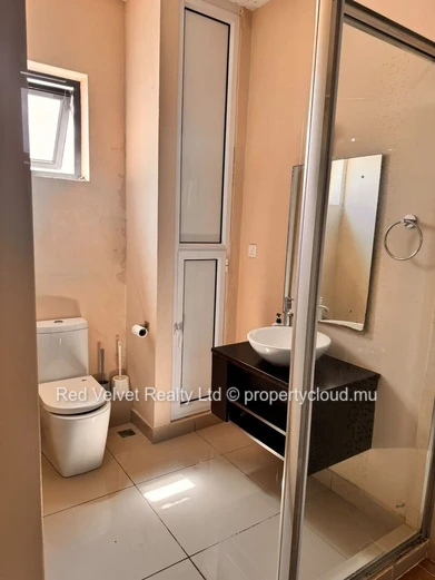 Appartement meublé de 3 chambres à louer à Beau Bassin