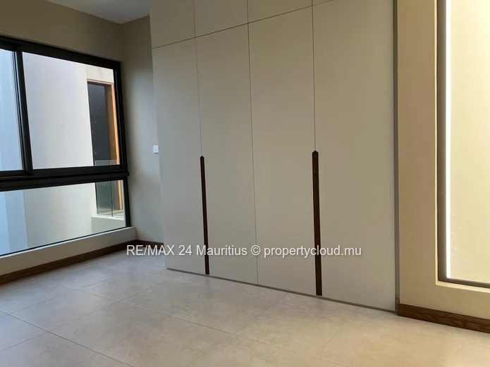 Stunning Two Bedroom Apartment with Private Rooftop Pool in Pointe aux Cannonier!