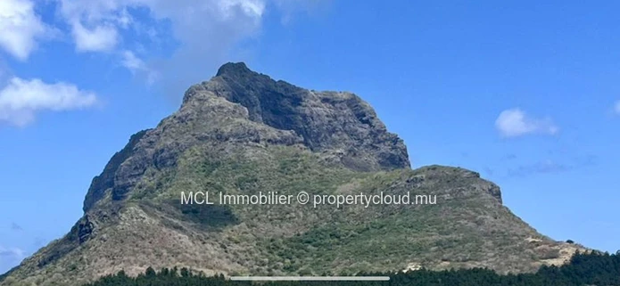 Agricultural land of 50,652 m2  for sale in Le Morne