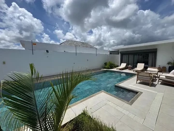 4 Bedroom Villa