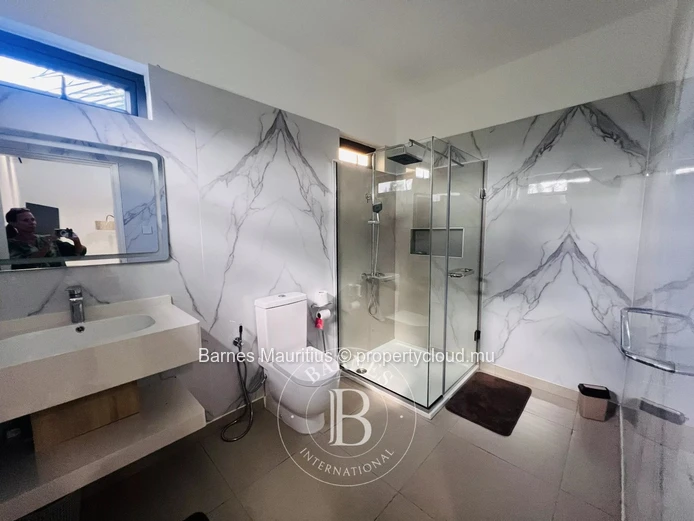 BELLE MARE -Lake View - 4 bedrooms