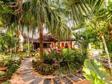4 Bedroom Villa