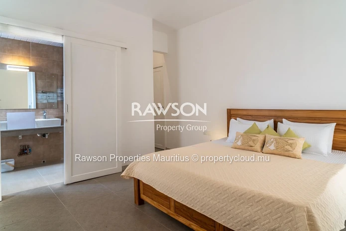 2 En-Suite Bedroom Apartment | Sea View | Trou D’Eau Douce | Accessible To Foreigners