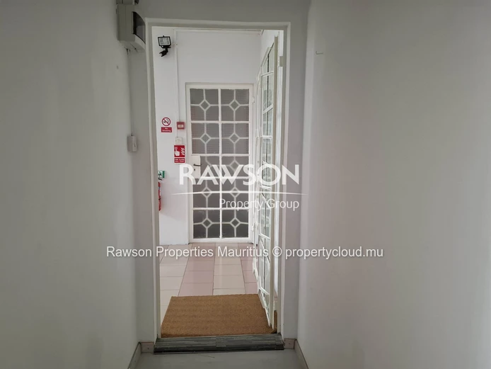 Exclusivity: Spacious Office Space For Rent – Pointe Aux Canonniers