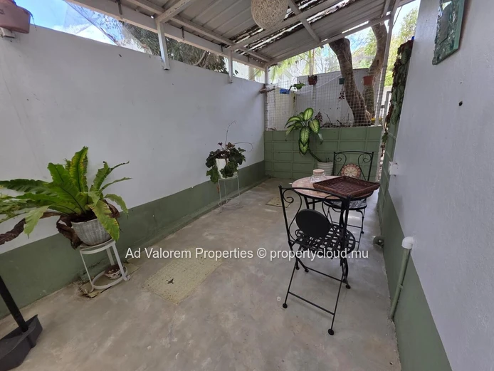 Charmant studio d’une chambre à louer – Beau Bassin