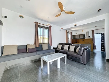 7 Bedroom House