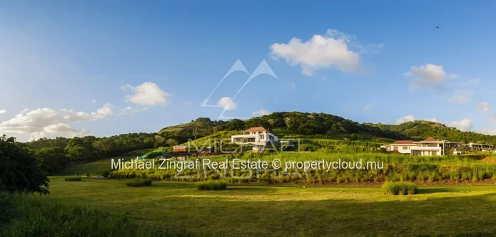Luxe et Sérénité au Cœur du Plus Beau Domaine Golfique de Maurice