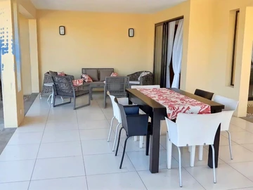 4 Bedroom Villa