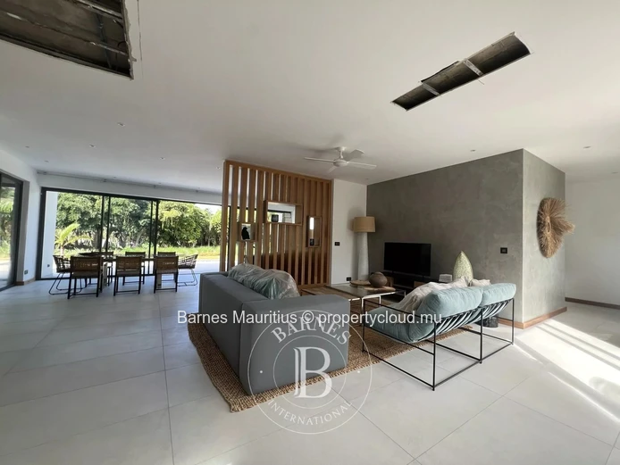 ANAHITA GOLF RESORT – Villa contemporaine neuve - 4 chambres