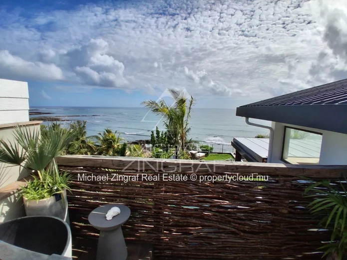 Pointe aux Canonniers – Appartement pieds dans l'eau