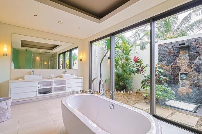 Beau Champ - Splendide villa de 5 chambres avec piscine privée