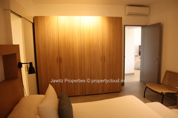 Effortless Island Living: Sea View 3 Bedroom Apartment