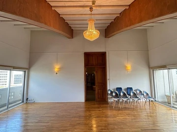 270m² 10th Floor Penthouse: Stratton Court, Lislet Geoffrey Street