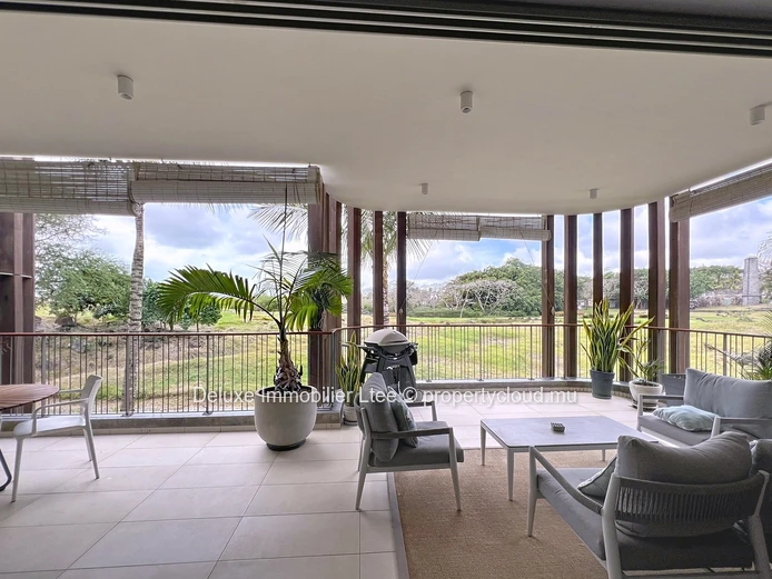 2 Bedroom Apartment in Mont Choisy Golf