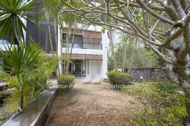 Élégant appartement de 1 chambre en rez-de-jardin à quelques pas des plages de Mont Choisy